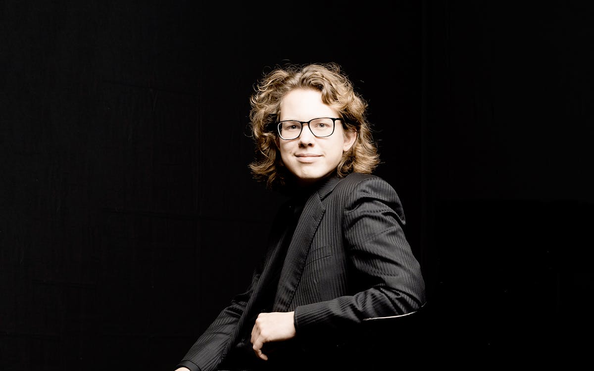 hannes minnaar plays beethoven's emperor concerto-1 hannes minnaar plays beethoven's emperor concerto-1