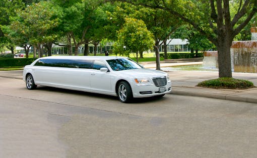Chrysler Limousine Ride Dubai