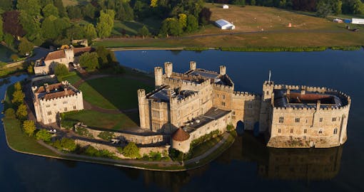 Leeds Castle, Canterbury and Dover Custom Day Trip