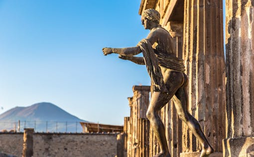 Pompeii Guided Tour with Transfers From Naples