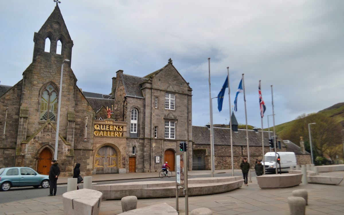 queen's gallery - palace of holyroodhouse tickets with audio guide-1 queen's gallery - palace of holyroodhouse tickets with audio guide-1