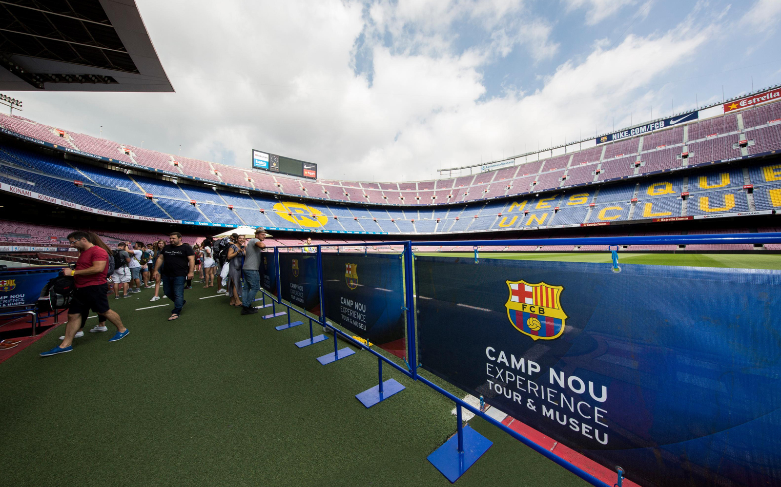 Camp Nou Tour with Interactive Virtual Experience & Multimedia Audioguide