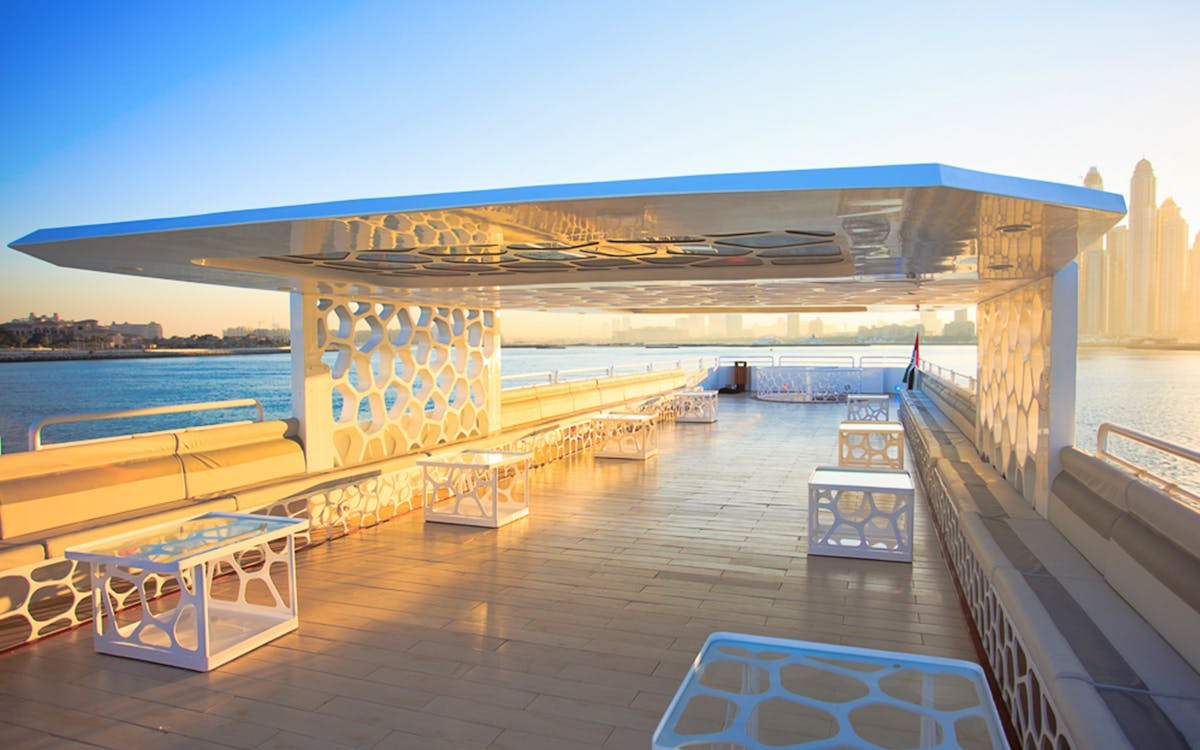 super yacht sightseeing cruise-0 super yacht sightseeing cruise-0