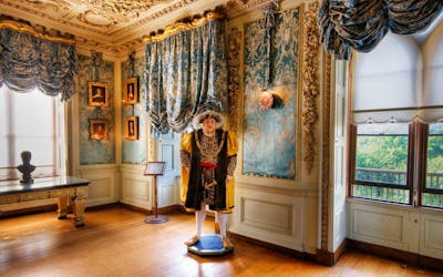 Warwick Castle, Shakespeare's England, Oxford & the Cotswolds Day Tour