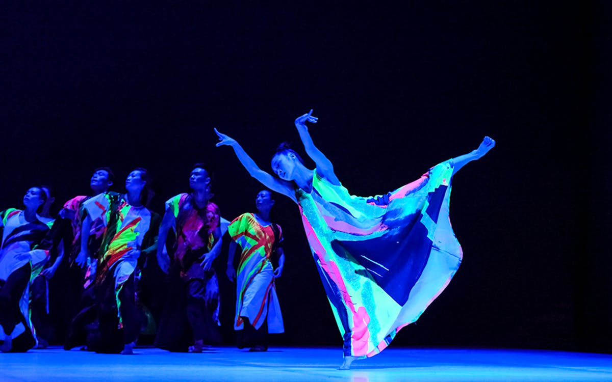 cloud gate dance theatre of taiwan — 13 tongues & dust-0 cloud gate dance theatre of taiwan — 13 tongues & dust-0