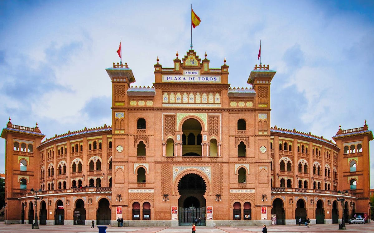 let's help out madrid-1 let's help out madrid-1