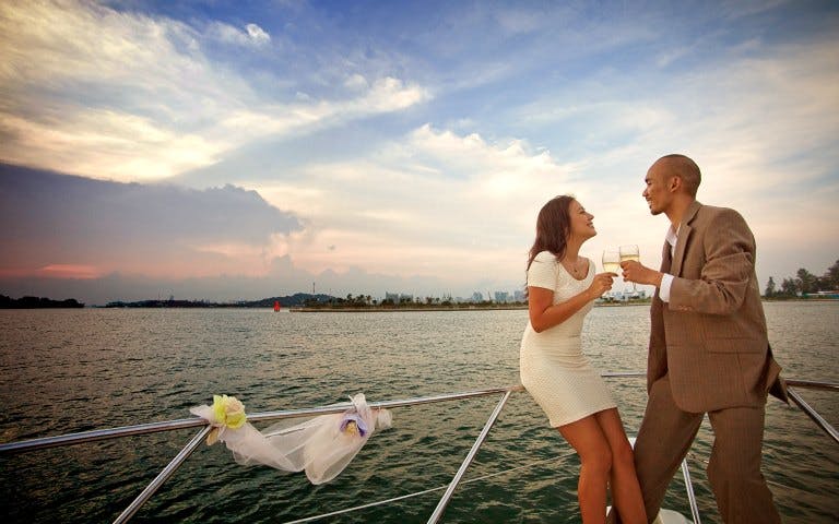 yacht party cruise-0 yacht party cruise-0