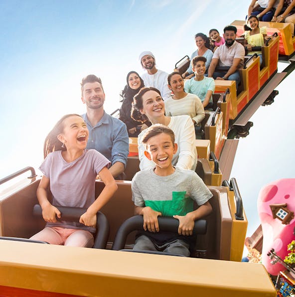 Experience Hollywood at Motiongate Dubai in the best way with this handy Guide!