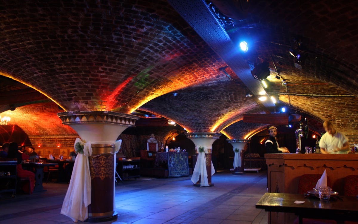 the medieval banquet-0 the medieval banquet-0