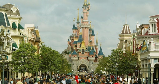 Disneyland Skip The Line with Train Transfers - Flexi Hours