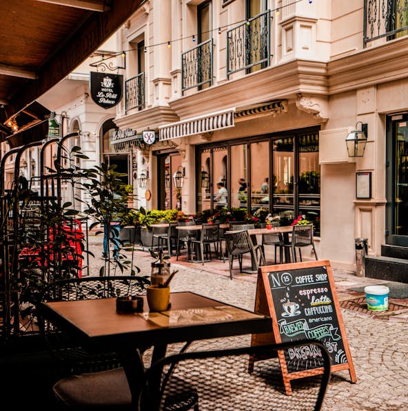 7 top-rated restaurants at the Louvre Museum in Paris
