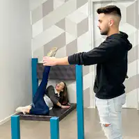 Musuem of Illusions Dubai - the chair illusion