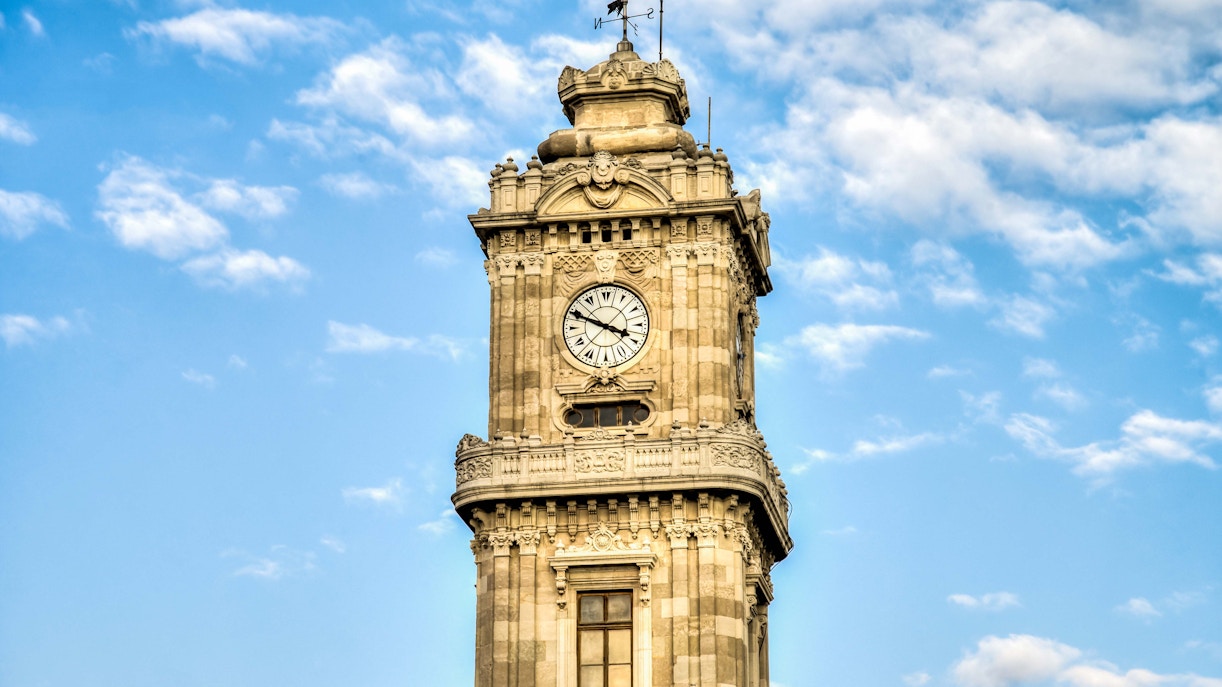 Why Visit the Dolmabahce Clock Tower?