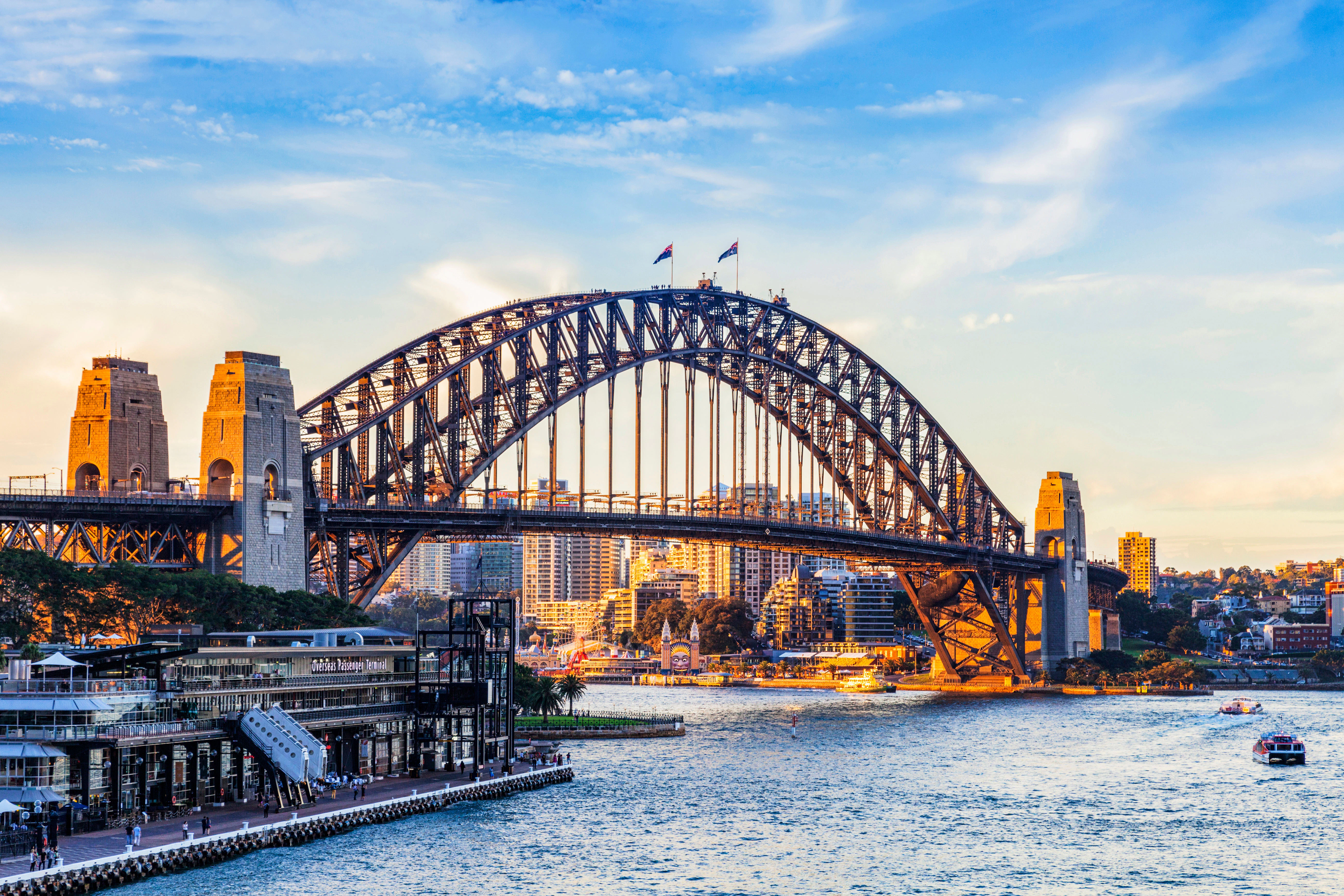 Sydney Harbour bridge - Sydney Harbour Sightseeing