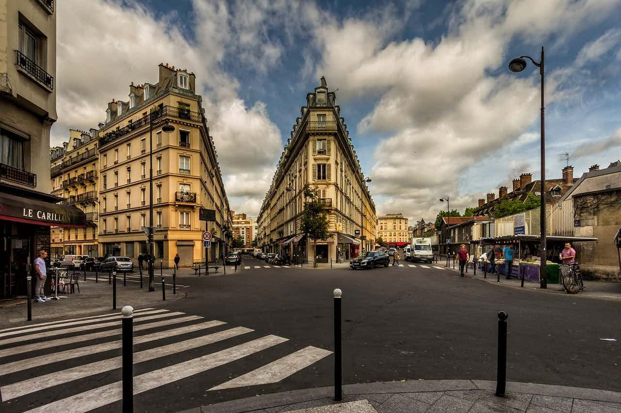 paris in summer walking tours