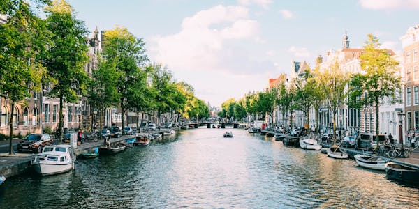 best time to visit amsterdam