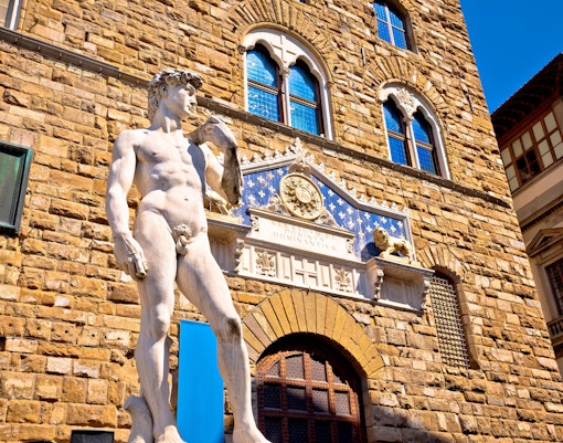 Entradas galería de la academia