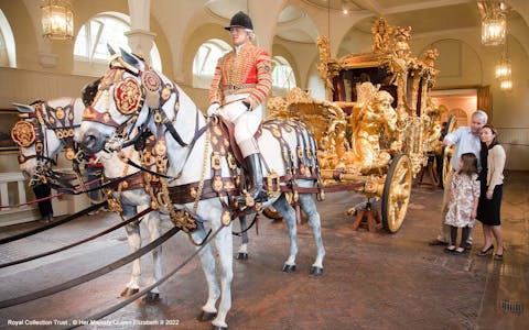 Buckingham Palace Guided Tours
