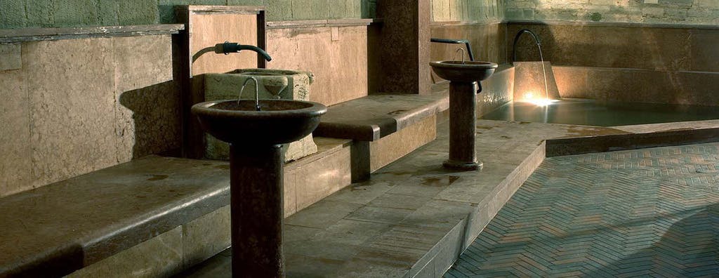 Budapest Bath Guide - Rudas