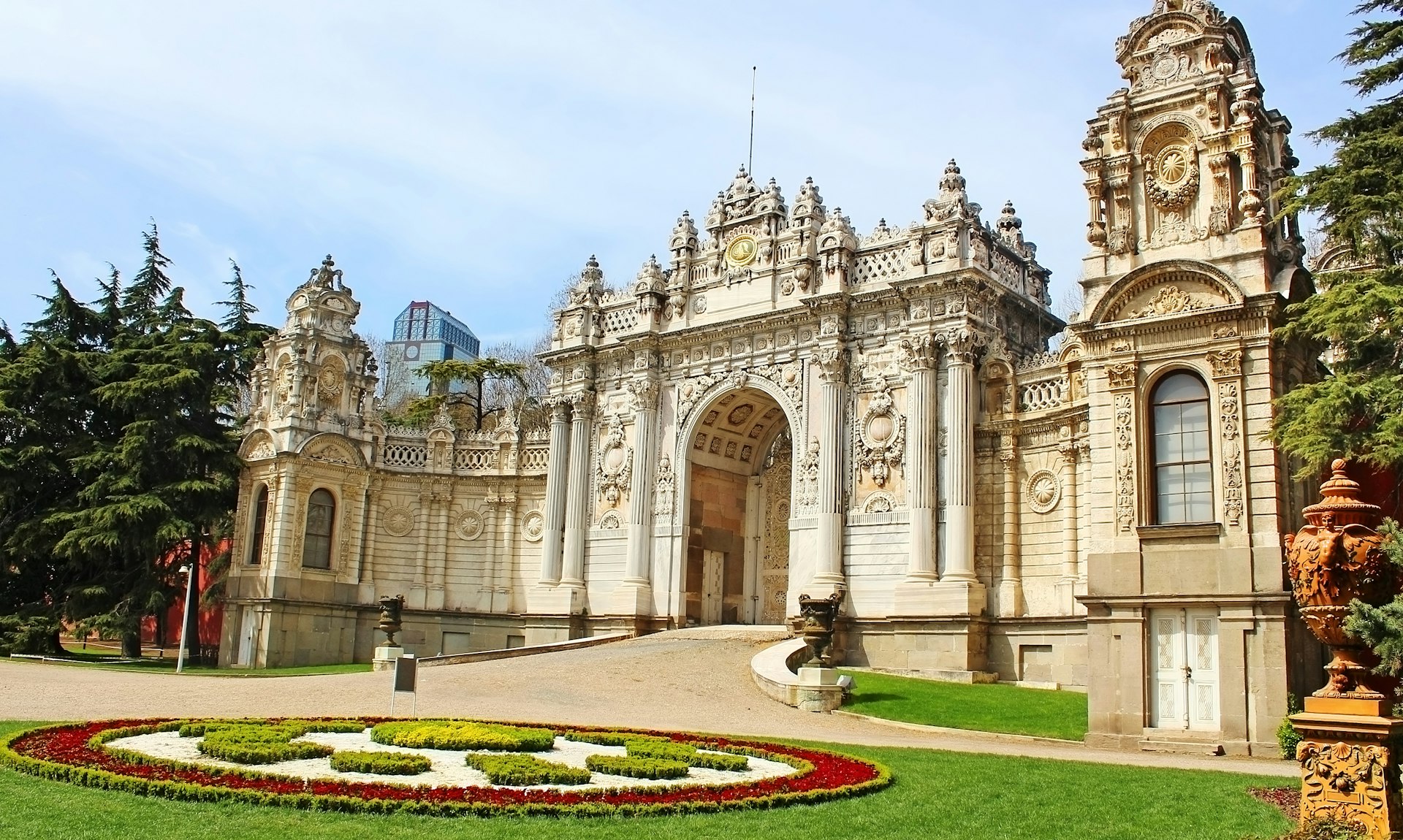 Dolmabahce Palace Tours