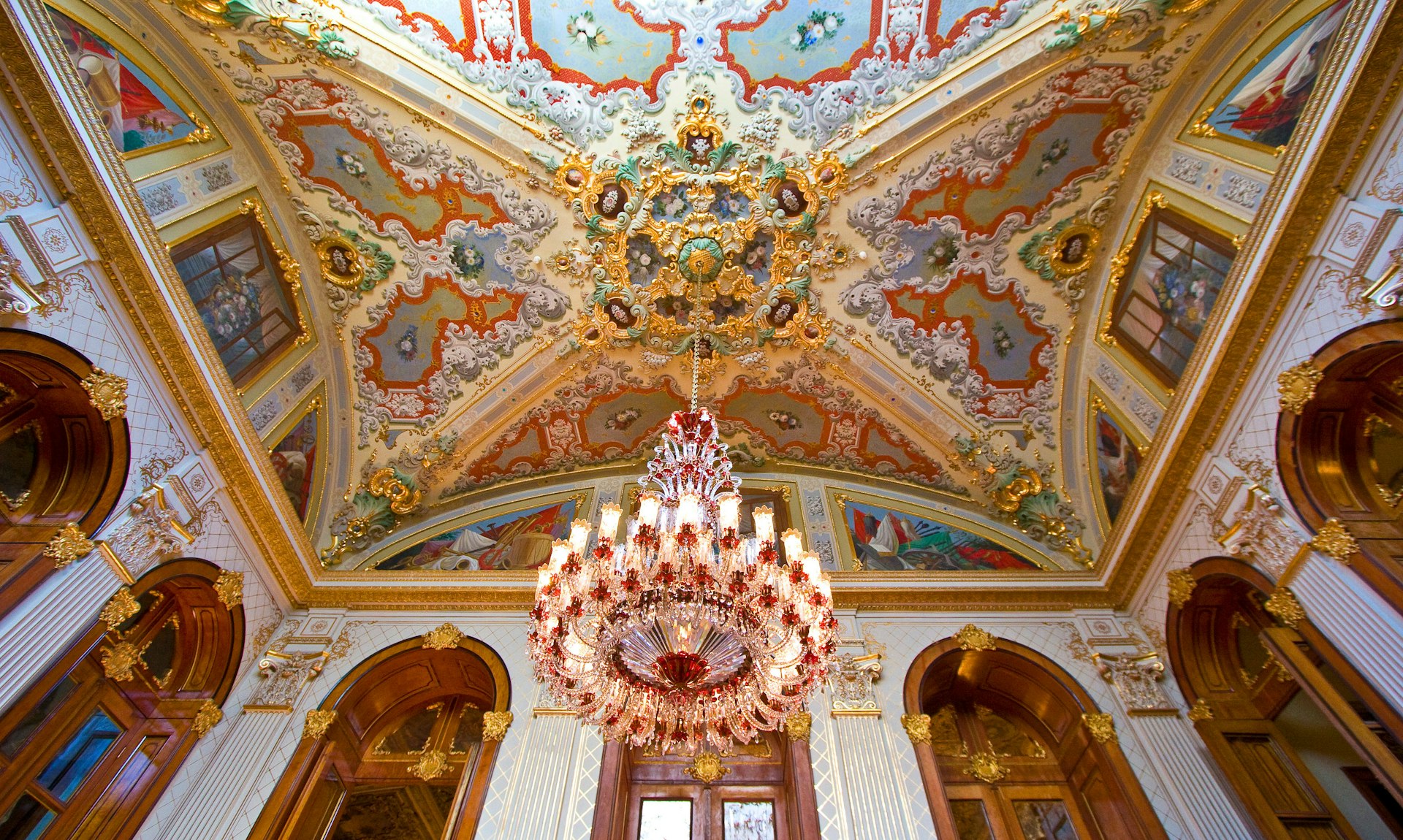Dolmabahce Palace Tours