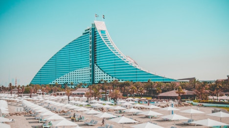 Dubai to Al Ain- Luxury Hotels
