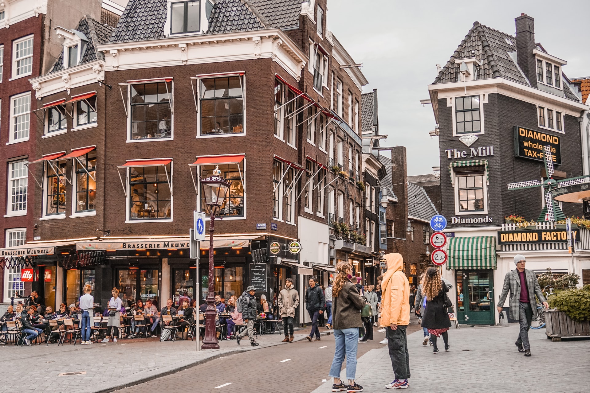 one week in amsterdam street shopping