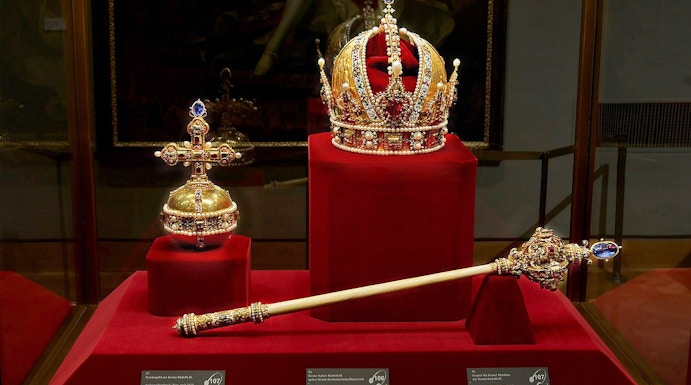 Crown, orb, and scepter displayed at Imperial Treasury Vienna.