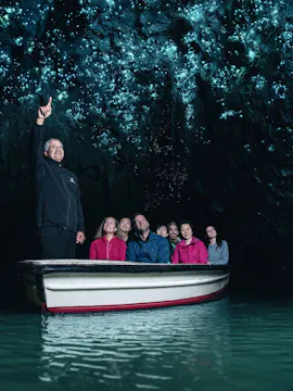 Jaskinie Waitomo (Waitomo Glowworm Caves)