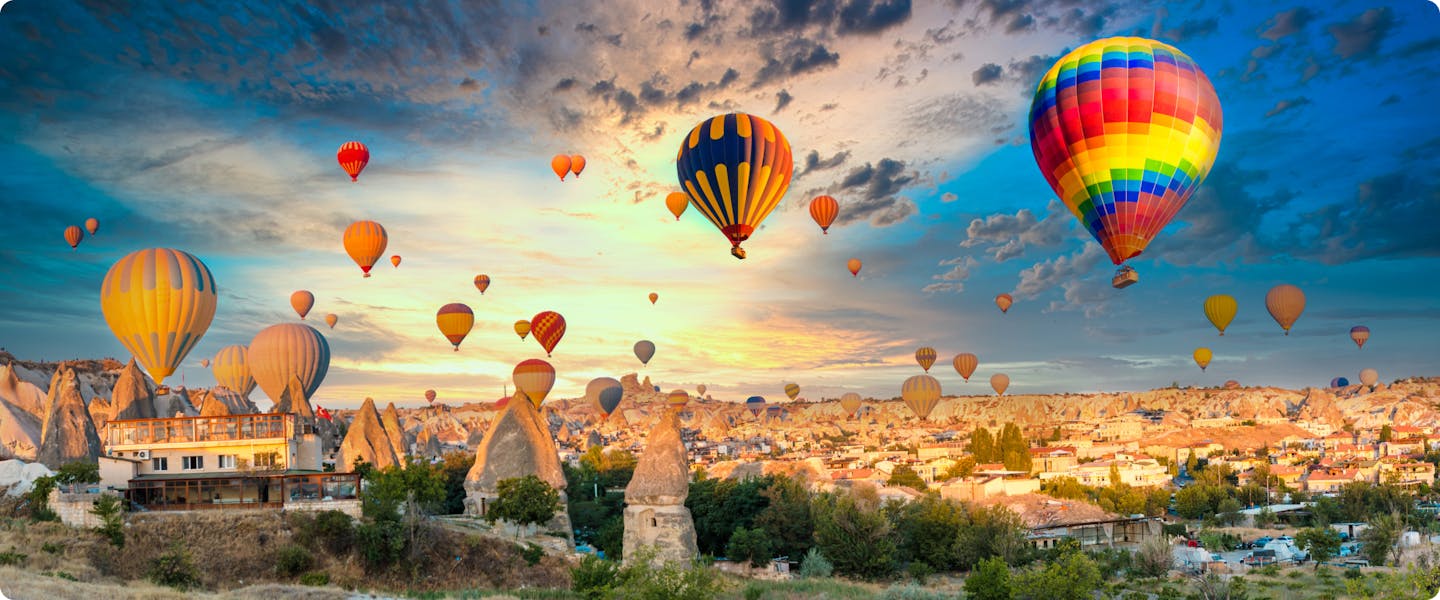 Découvrez ce que Cappadocia a de mieux à offrir, selon des spécialistes. Profitez de réductions de dernière minute, de cashback, recevez vos billets immédiatement et bien plus.