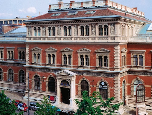 MAK Museum of Applied Arts building exterior in Vienna, Austria.