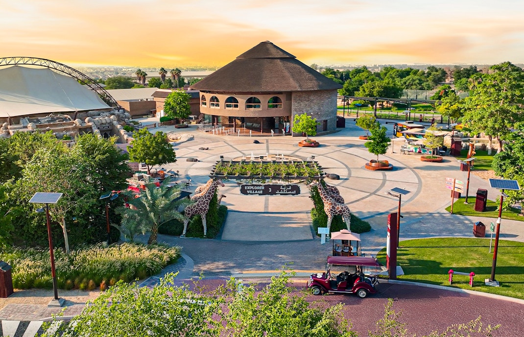 قرية المستشكف دبي سفاري بارك