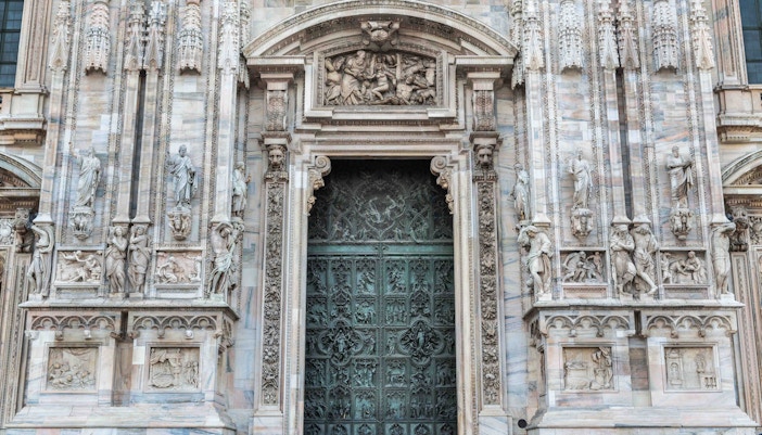 Entrances, Duomo Milan