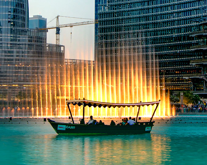 Dubai Fountain Show & Abra Lake Ride Tickets
