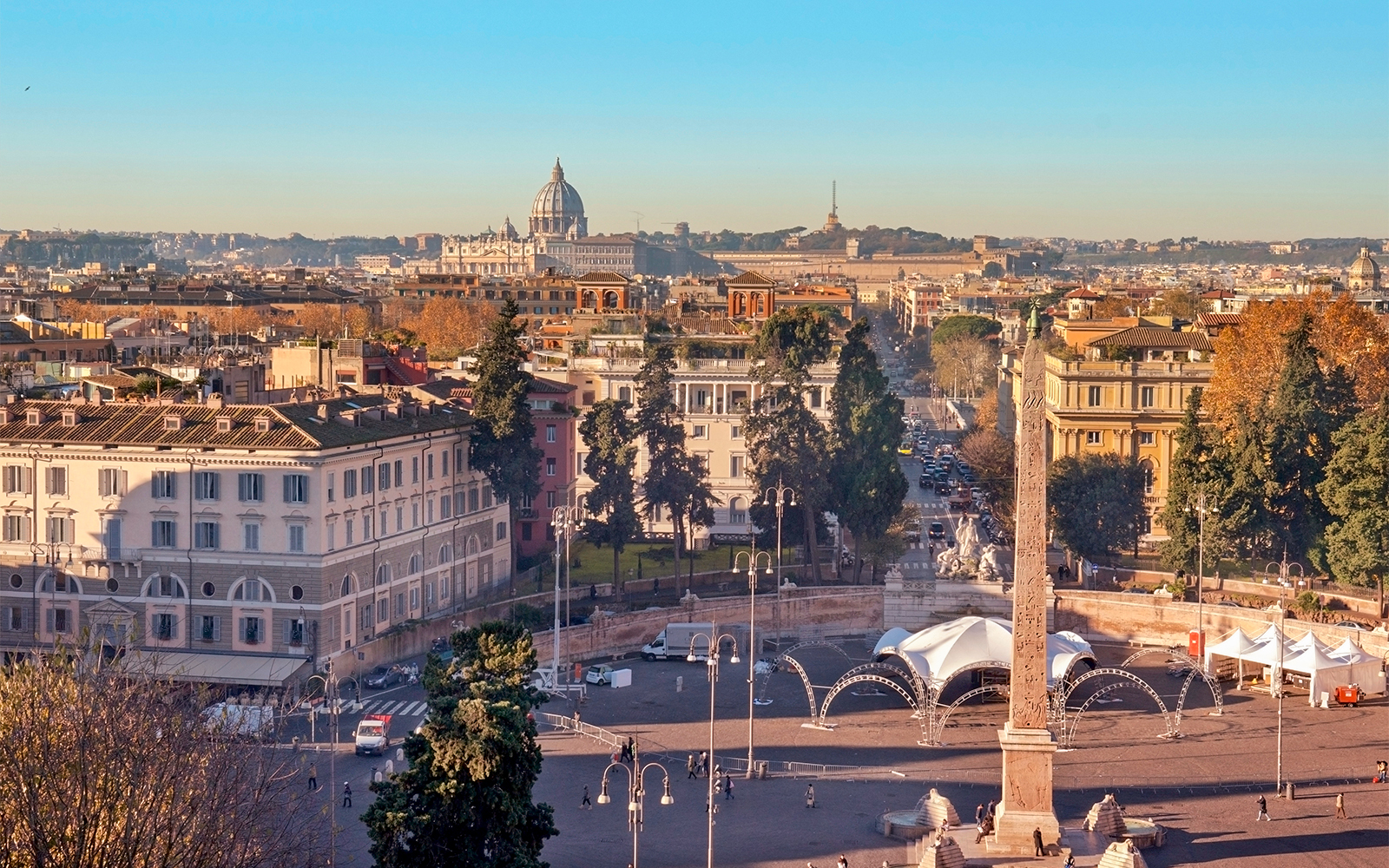 Shopping in Rome - Via Cola Di Rienzo