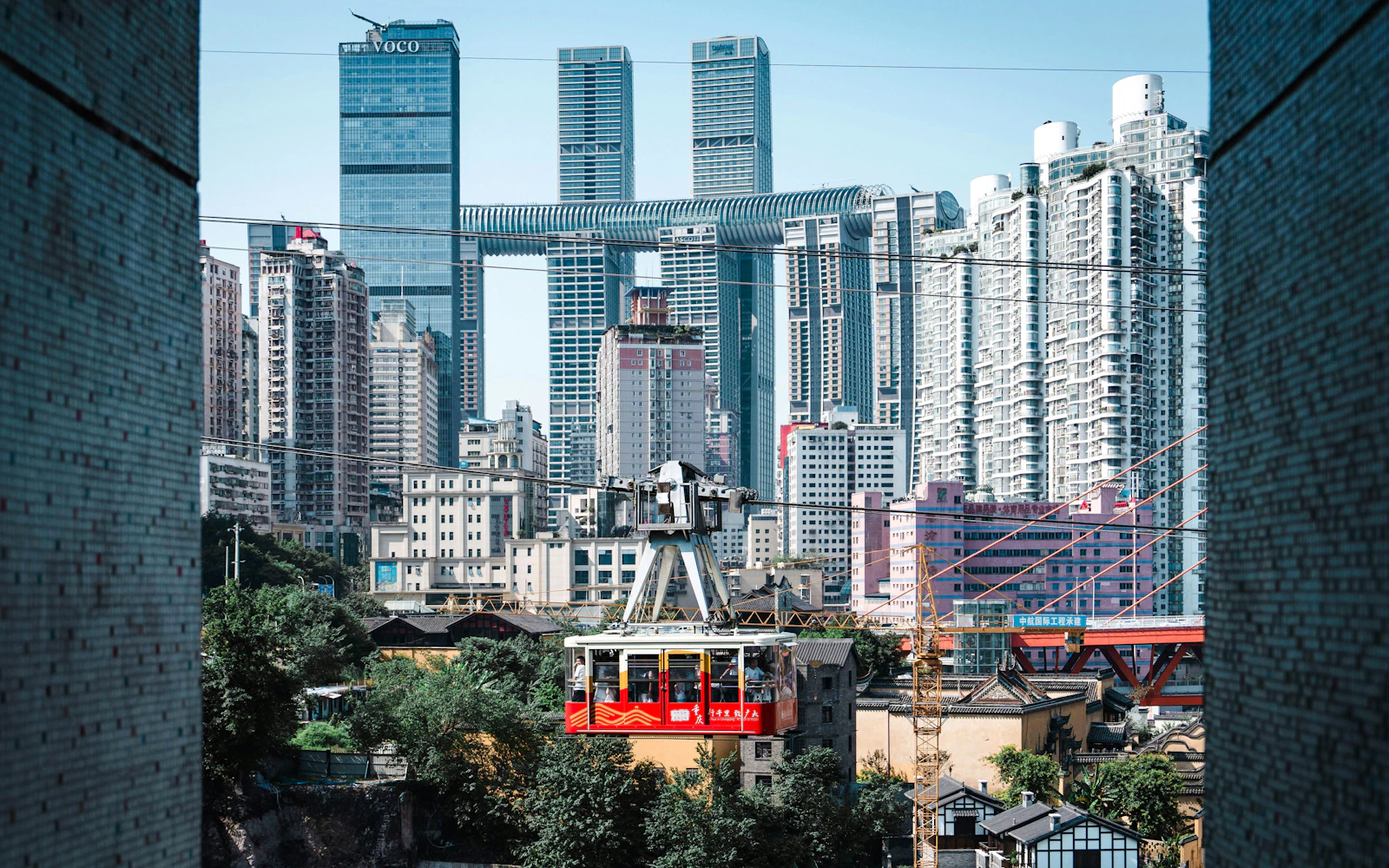 Chongqing Day Tour: Market Visit + Cooking Class + VIP Face-Changing Show + Hot Pot + Eye of the Clouds (Product 56224)