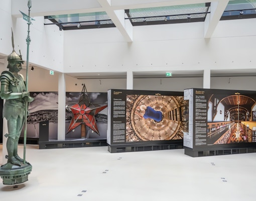 About Hungarian Parliament