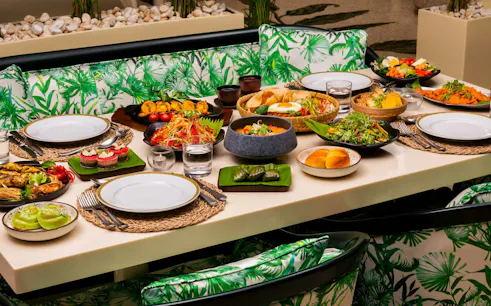 palazzo versace dubai: giardino-abendessen-buffet-1