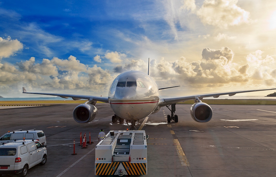 Dubai Airport Transfers - Dubai International Airport (DXB)