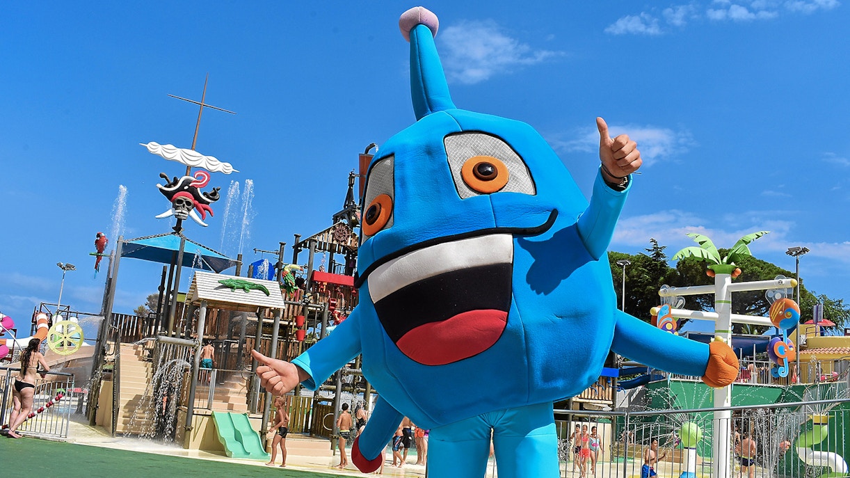 Timings and opening hours Illa Fantasia, Barcelona