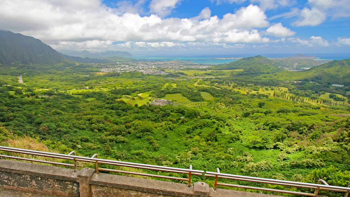 The windward coast of Oahu from the Nuuanu Pali Lookout