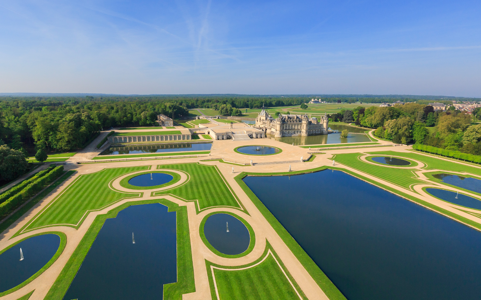 Chateau de Chantilly Garden