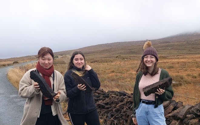 connemara guided day tour with choice of 3-hour stop at connemara national park or kylemore abbey and scenic photo stops-5