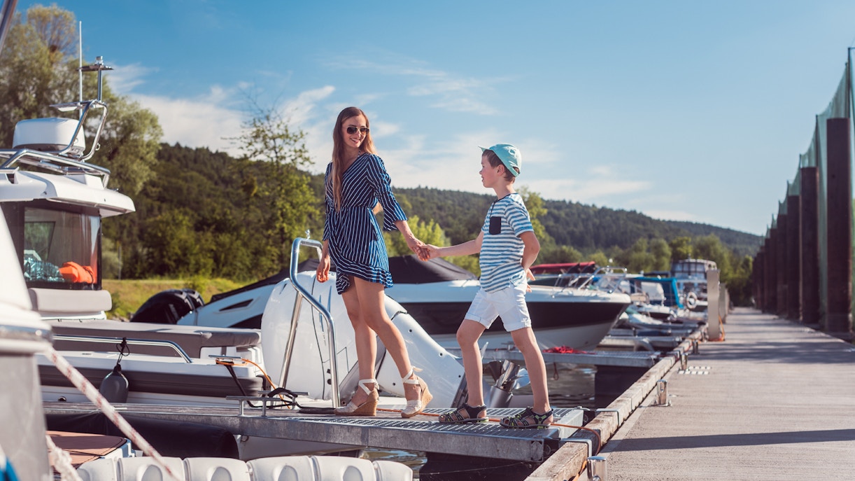 Naples Boarding point