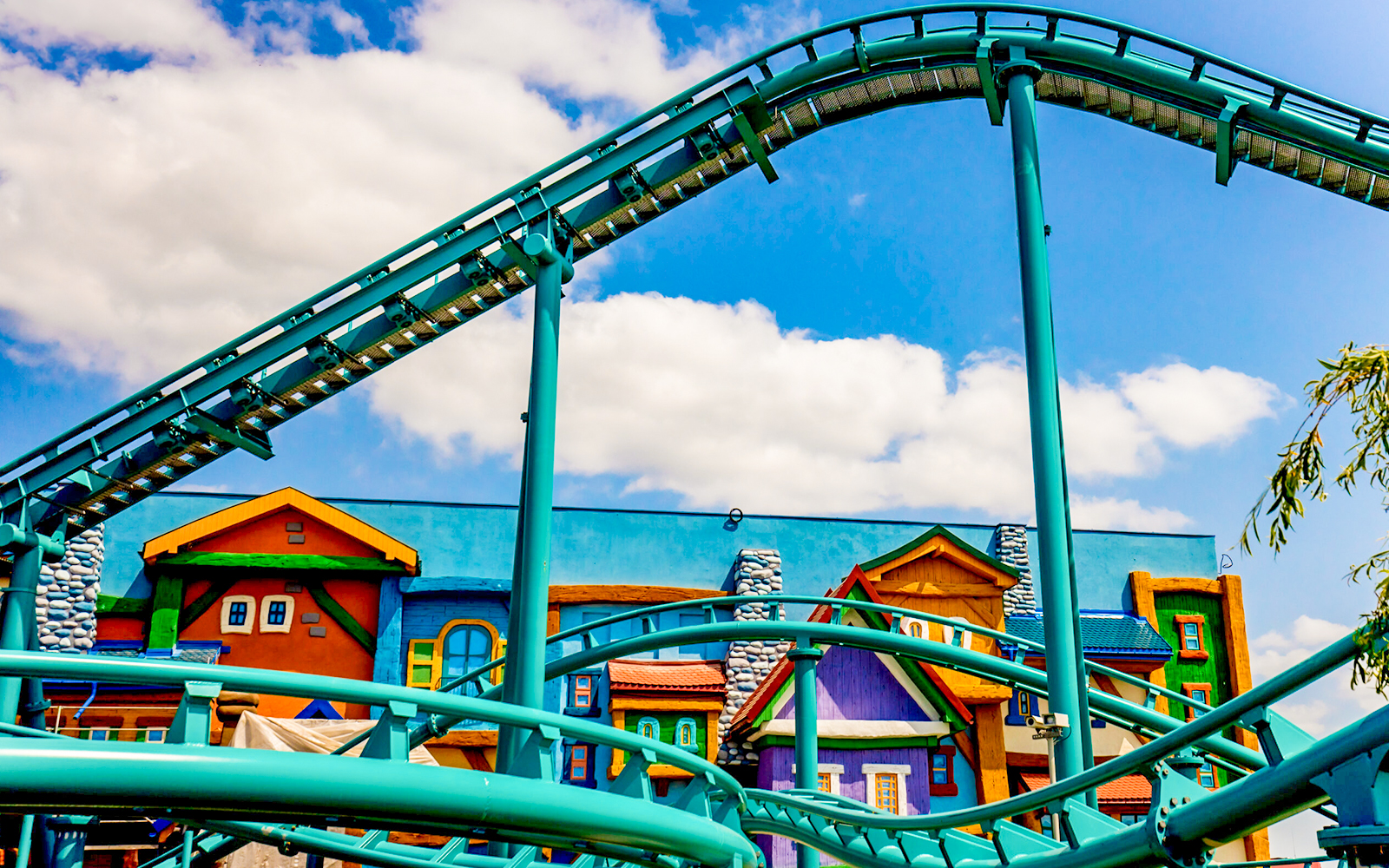 Roller coaster ride at Energylandia theme park, Honey Harbour.