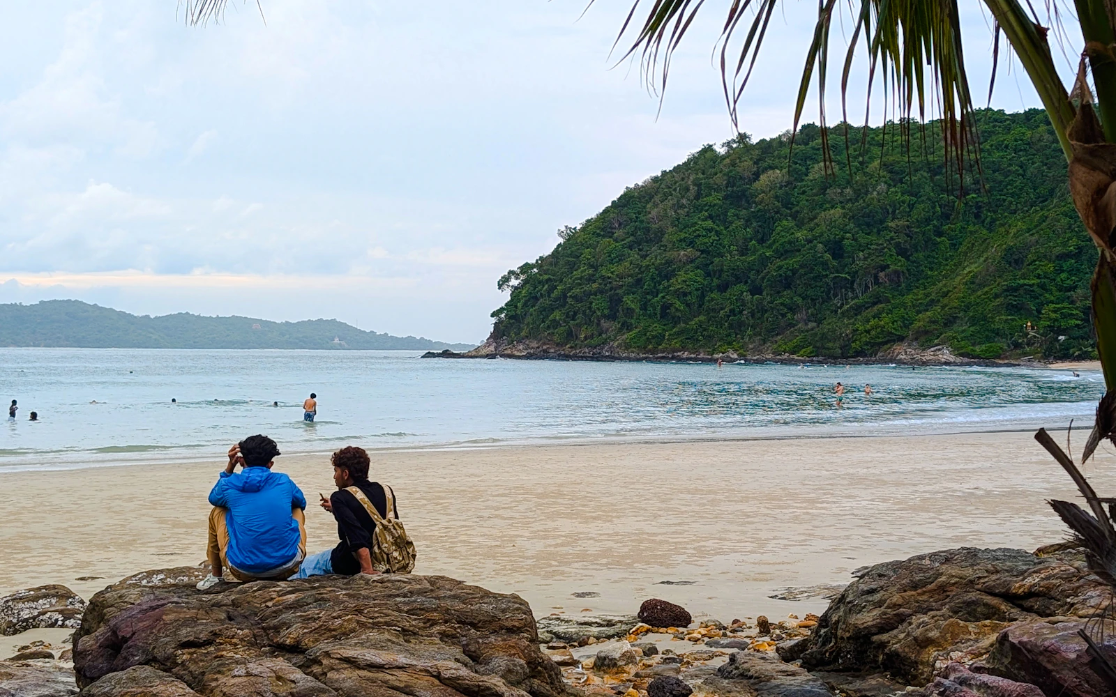 Between Pattaya and Koh Samet: One-Way Transfer by Private Car and Shared Speedboat Image 2