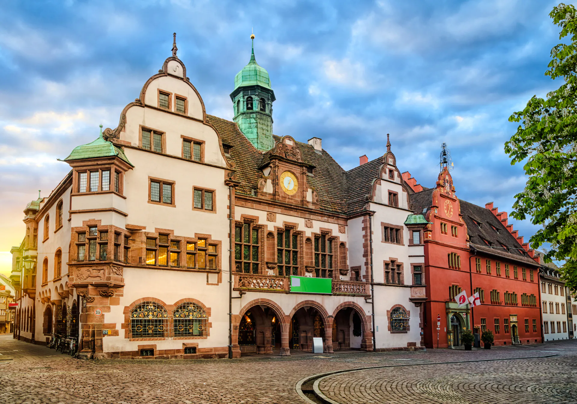 strasbourg app-based self-guided scavenger hunt and city highlights tour-1