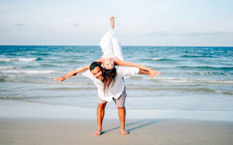 da nang: fotoseanse på stranden med profesjonell fotograf-1