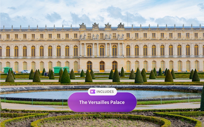 Versailles Palace facade with gardens, included in Paris Museum pass.