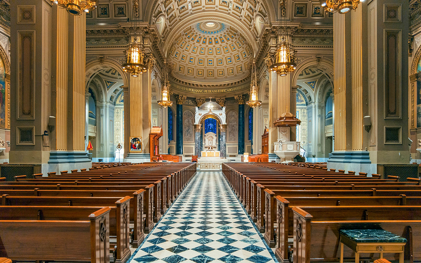 Kathedralbasilika St. Peter und Paul